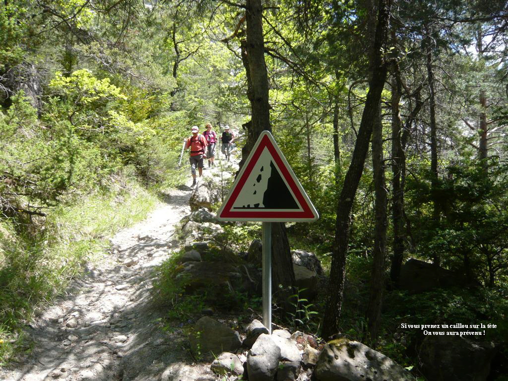 Si vous prenez un caillou sur la tte        
On vous aura prvenu !
