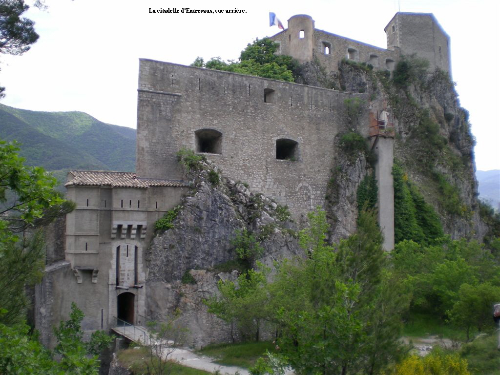 La citadelle d'Entrevaux, vue arrire.