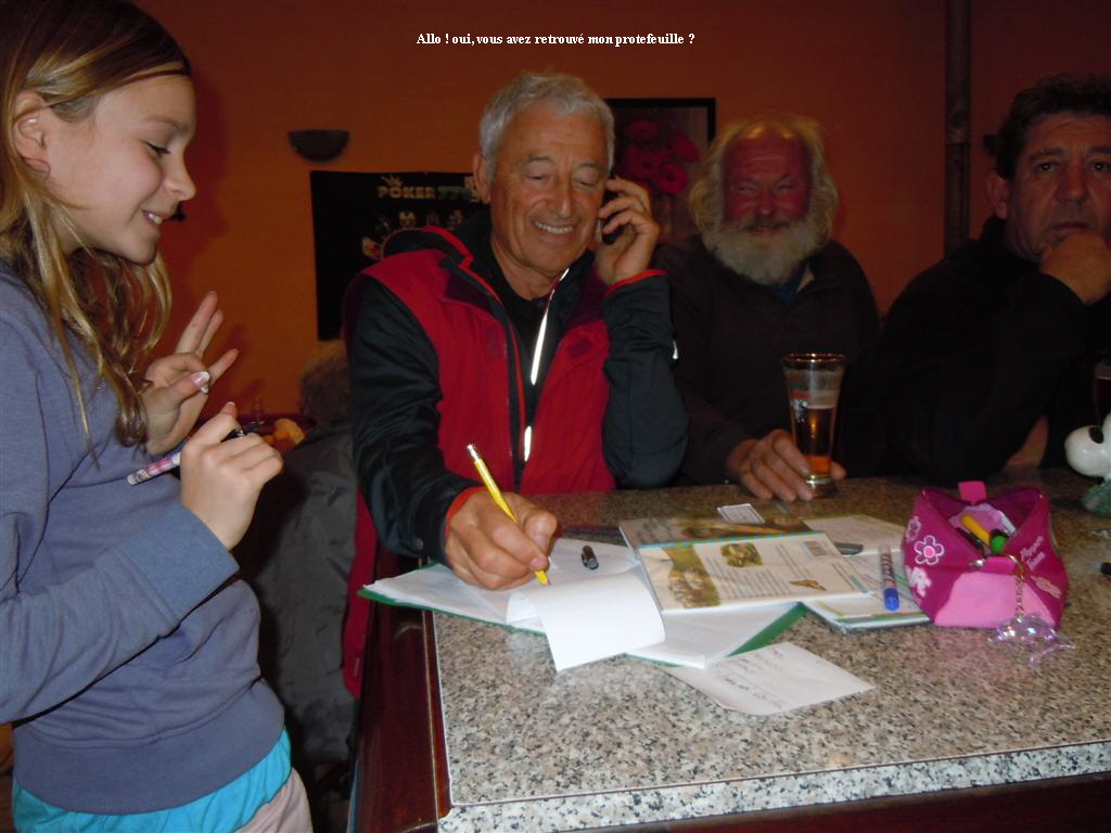 Allo ! oui, vous avez retrouv mon protefeuille ?
