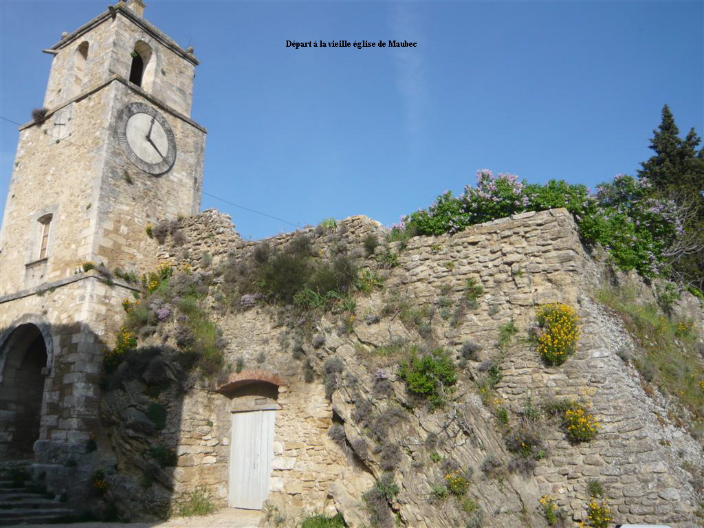 Dpart  la vieille glise de Maubec