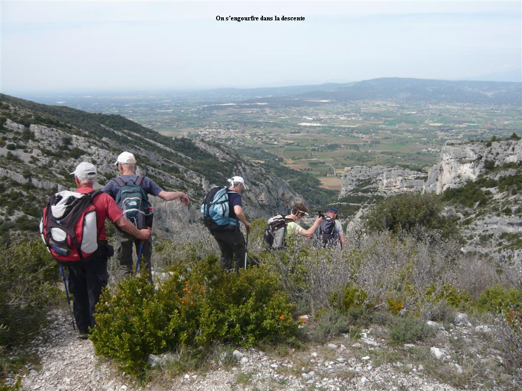 On s'engourfre dans la descente