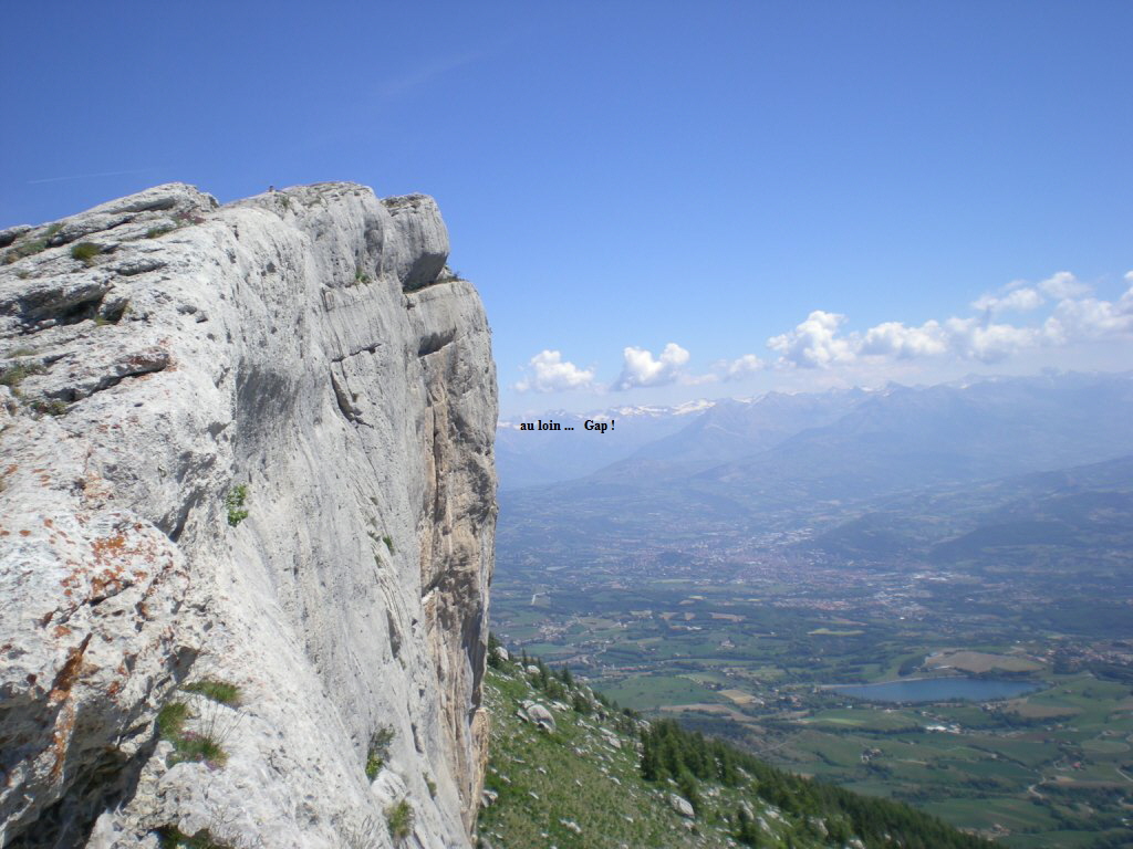 au loin ...   Gap !