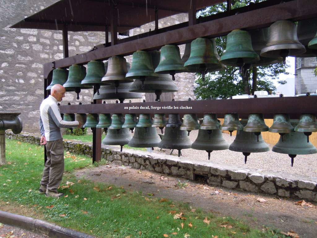 au palais ducal, Serge vrifie les cloches